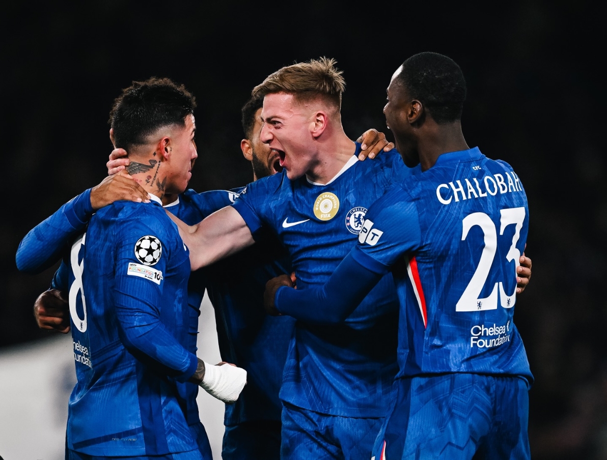 Chelsea Babat Habis Barcelona
